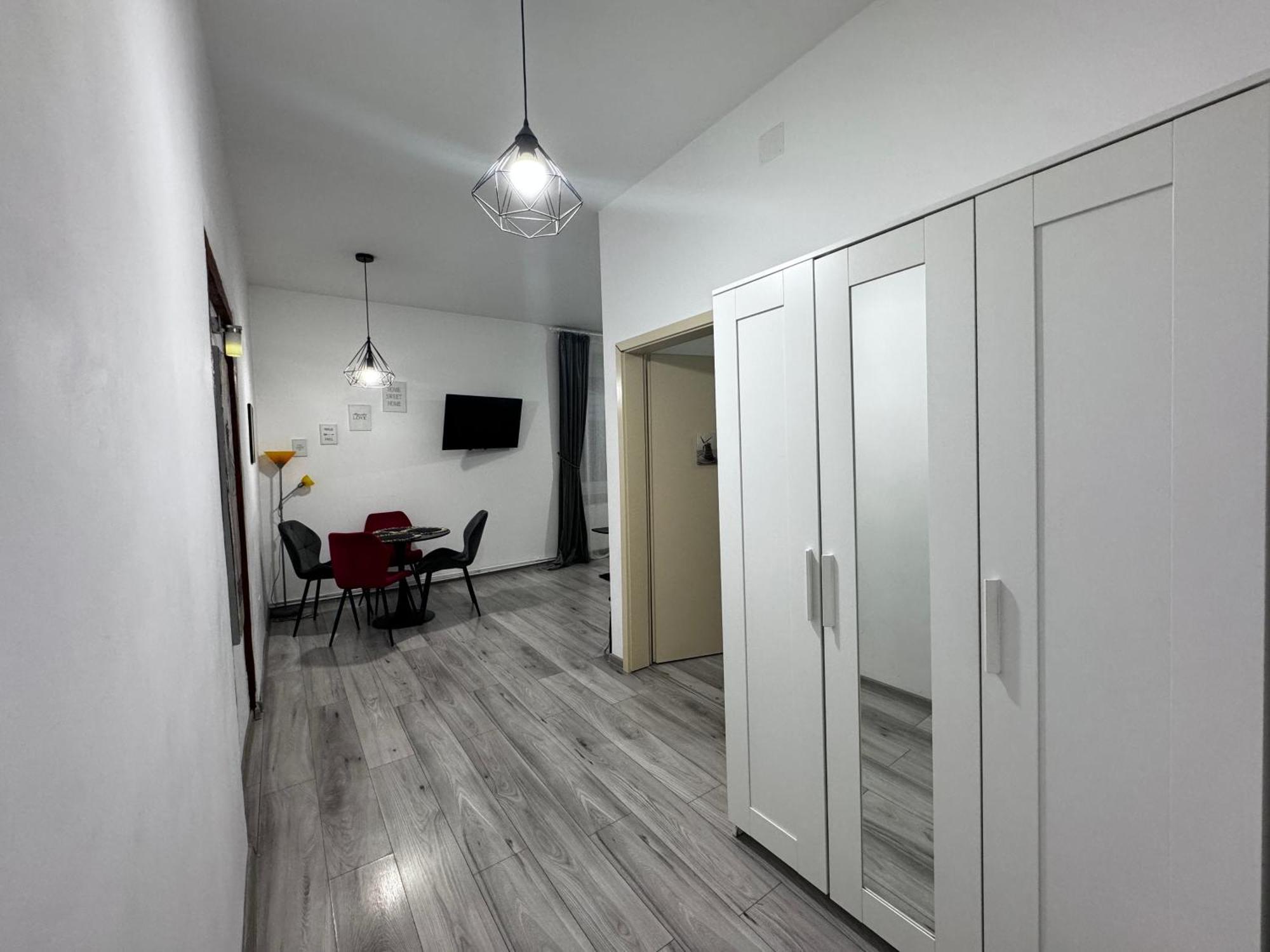 Apart City Center Brasov Ngoại thất bức ảnh